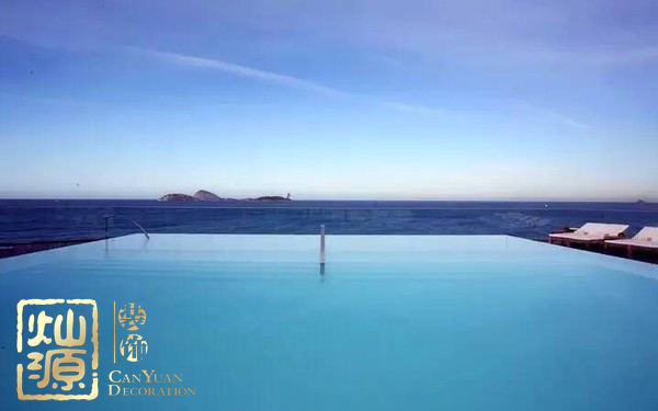 全球首個(gè)無(wú)邊泳池即將開(kāi)建 屋頂泳池或?qū)⒊蔀槁玫晷聦? /> 
</p>
<p style=