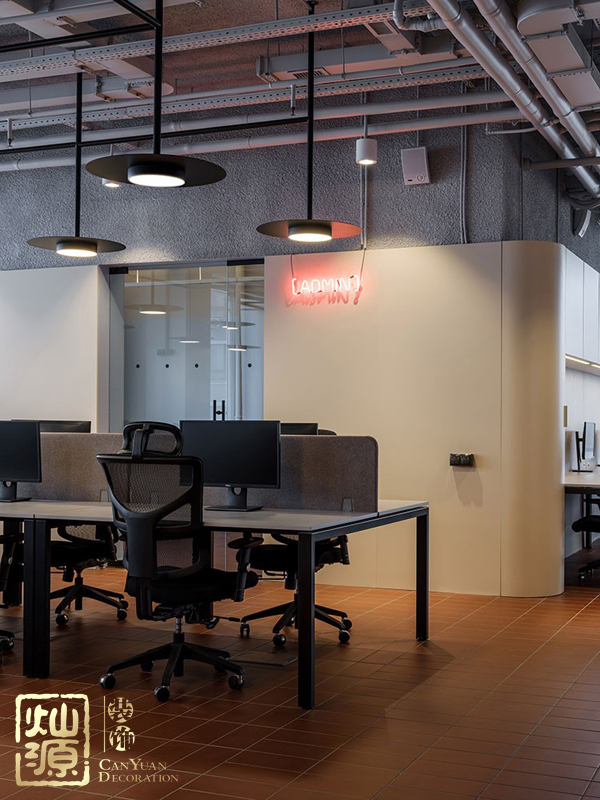 南寧五象新區(qū)現(xiàn)代辦公風(fēng)格裝修效果圖 原來辦公室可以這樣設(shè)計
