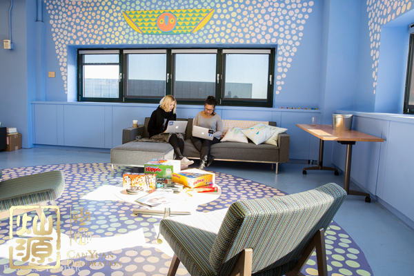 臉書被罰200萬轟動全球 社交媒體公司巨頭配不上他們享譽全球的辦公室設(shè)計