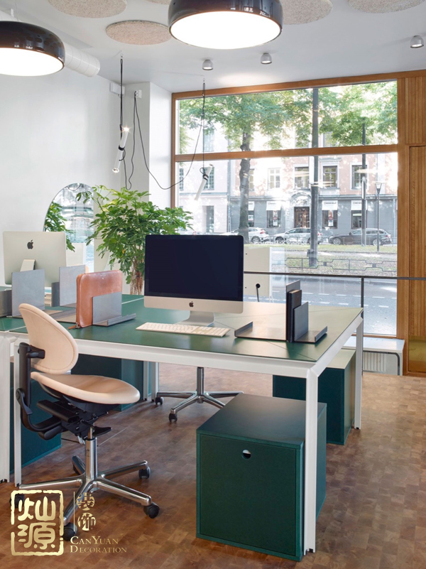 小面積辦公室怎么布置？瑞典設(shè)計師教你打造高利用率的垂直空間